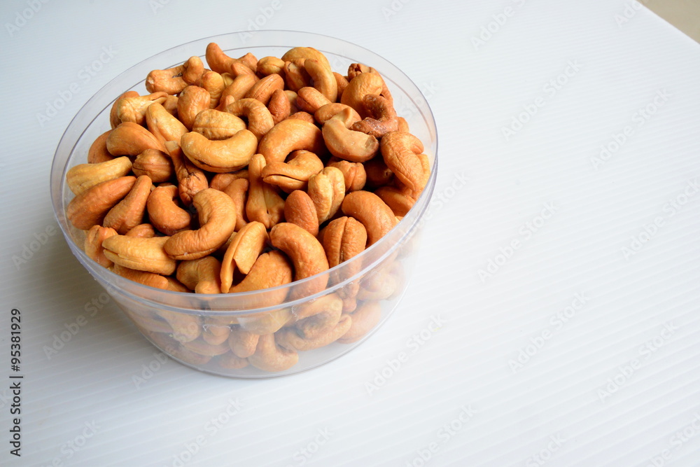 Cashews Cashews