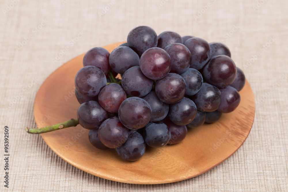 ブドウ　ニューピオーネ
