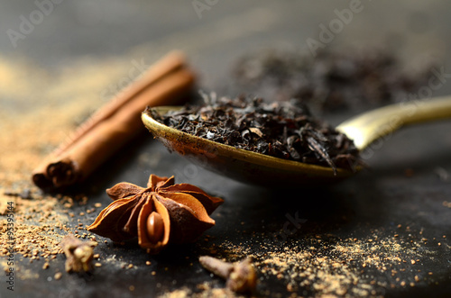 Photos Ingredient for making tea masala.