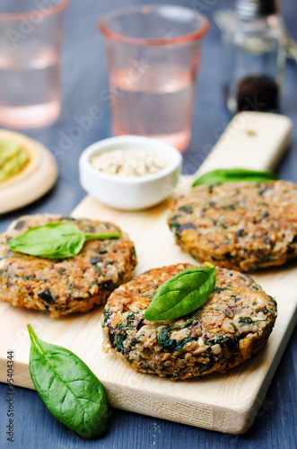 vegan quinoa eggplant spinach chickpeas Burger