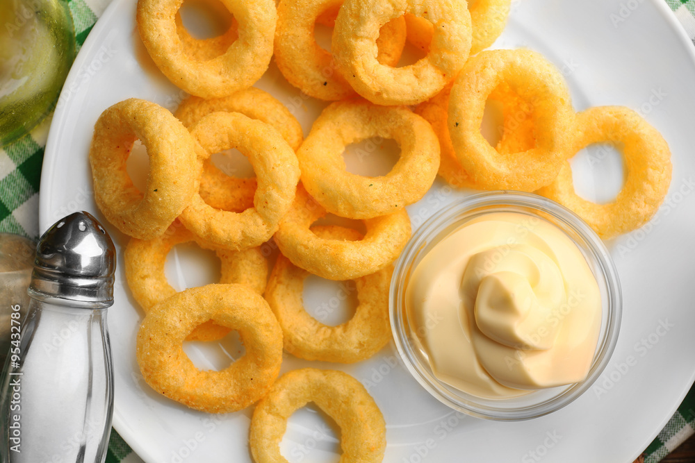 Chips rings on plate