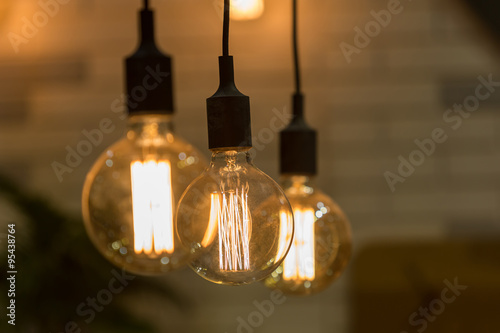 Vintage style light bulbs © Wichit S