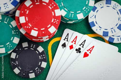 poker four aces