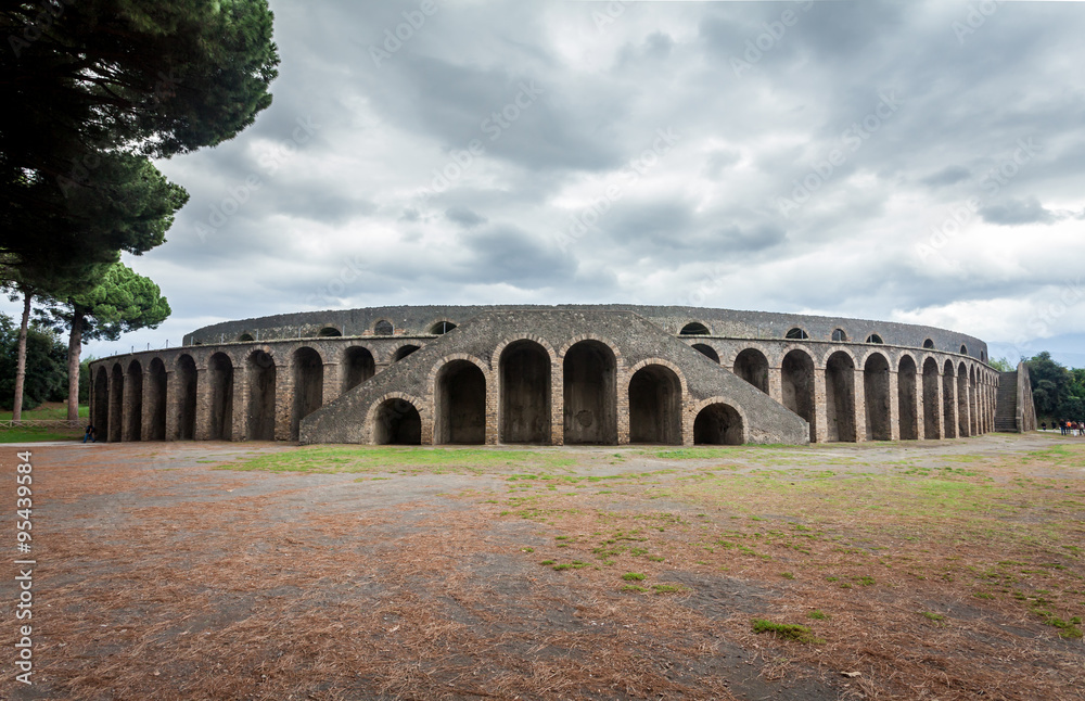 pompeii  great theater