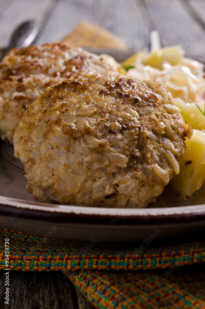 Cutlets from minced meat and rice Cutlets from minced meat and rice