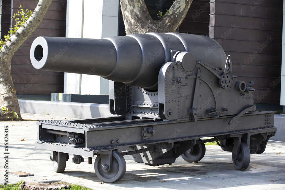 The old naval cannon near the Maritime Museum in Istanbul The old naval cannon near the Maritime Museum in Istanbul