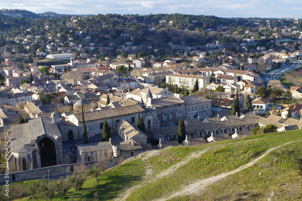 Vue générale de Villeneuve-lès-Avignon prise depuis le fort Saint-André