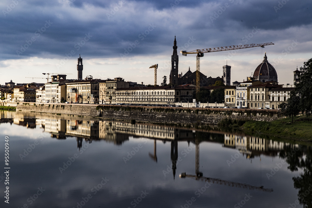 firenze lungarno fiume specchio specchiato