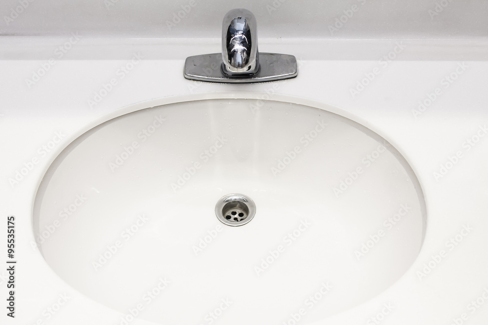 Fototapeta premium wash sink in a bathroom