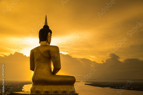 Fotografia buddha silhouette setting