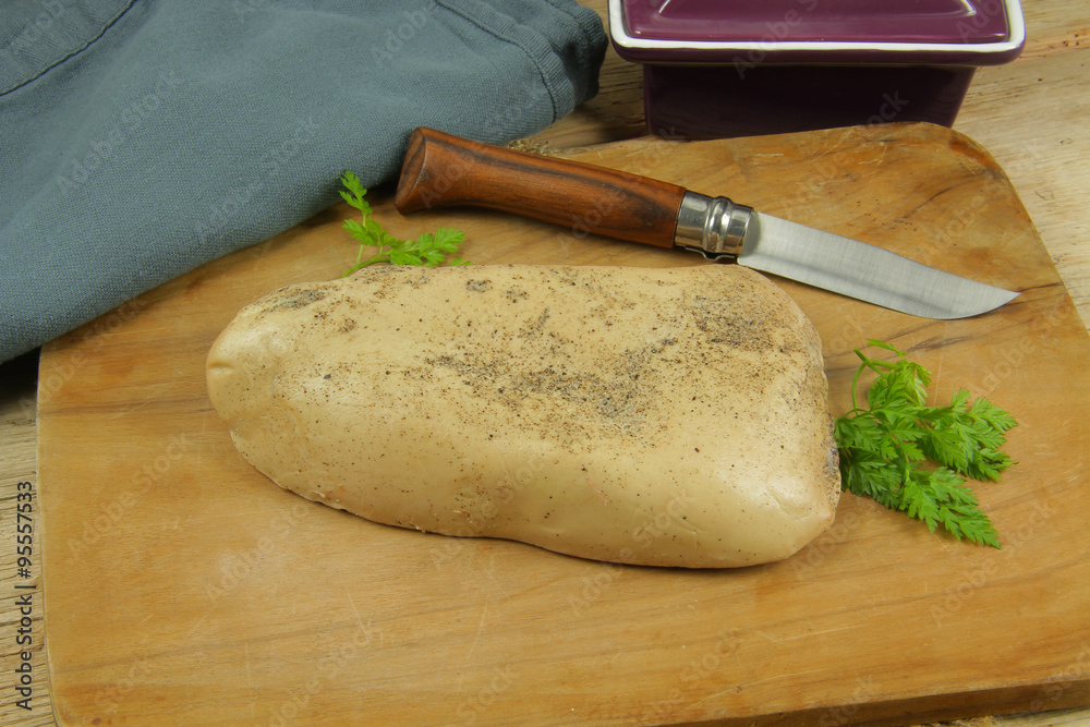Lobe De Foie Gras Cru Lobe De Foie Gras 10112015 Stock Photo 13 lobe de foie gras 10112015 Stock Photo | Adobe Stock
