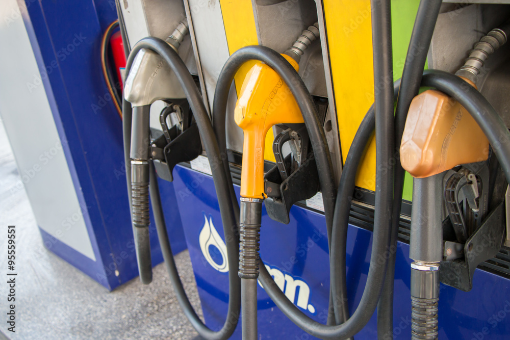 PTT is largest oil company in Thailand PTT is largest oil company in Thailand