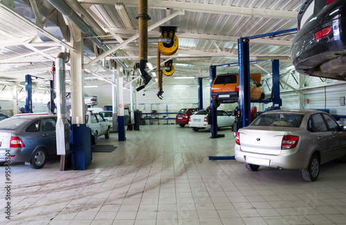Cars for repair service station