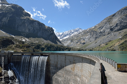 Gloriettes dam in the French Pyrenees photo