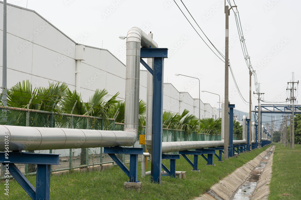 Fototapeta premium industrial pipelines on pipe-bridge