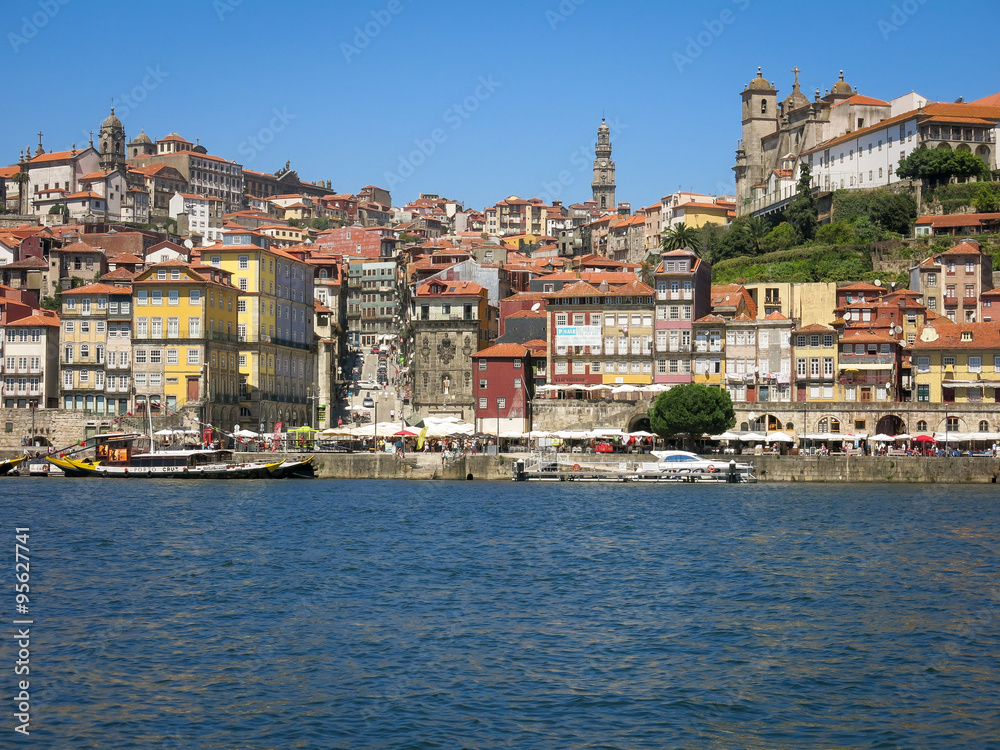 Ribeira district and waterfront quay alongside Douro River, Porto, Portugal