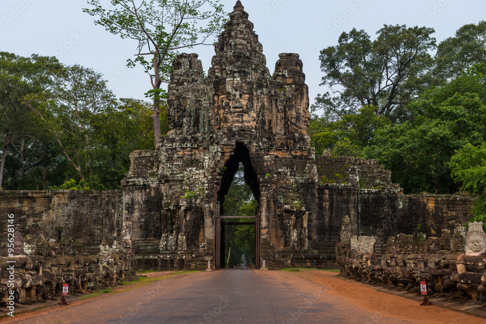 Angkor Thom Entrance