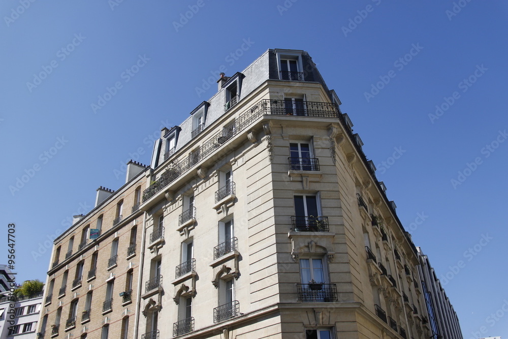 Immeuble ancien du quartier Balard à Paris