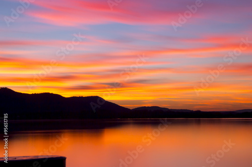 Rote Stunde am Bodensee - Sonnenuntergang  Langzeitbelichtet 