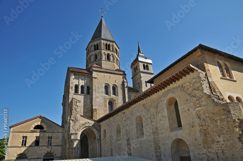 Abbazia di Cluny - Borgogna, Francia © lamio