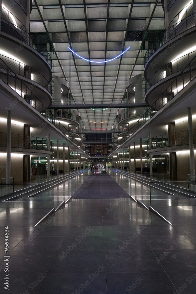 Fototapeta premium Deutscher Bundestag im Paul-Löbe-Haus