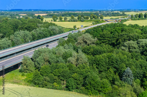 schwach frequentierte Autobahn A20 in Mecklenburg-Vorpommern Luftbild