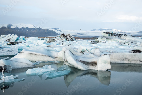 Jokulsarlon glacier lagoon in Iceland © zephyr_p