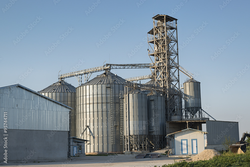 Agricultural grain Silo - Building Exterior