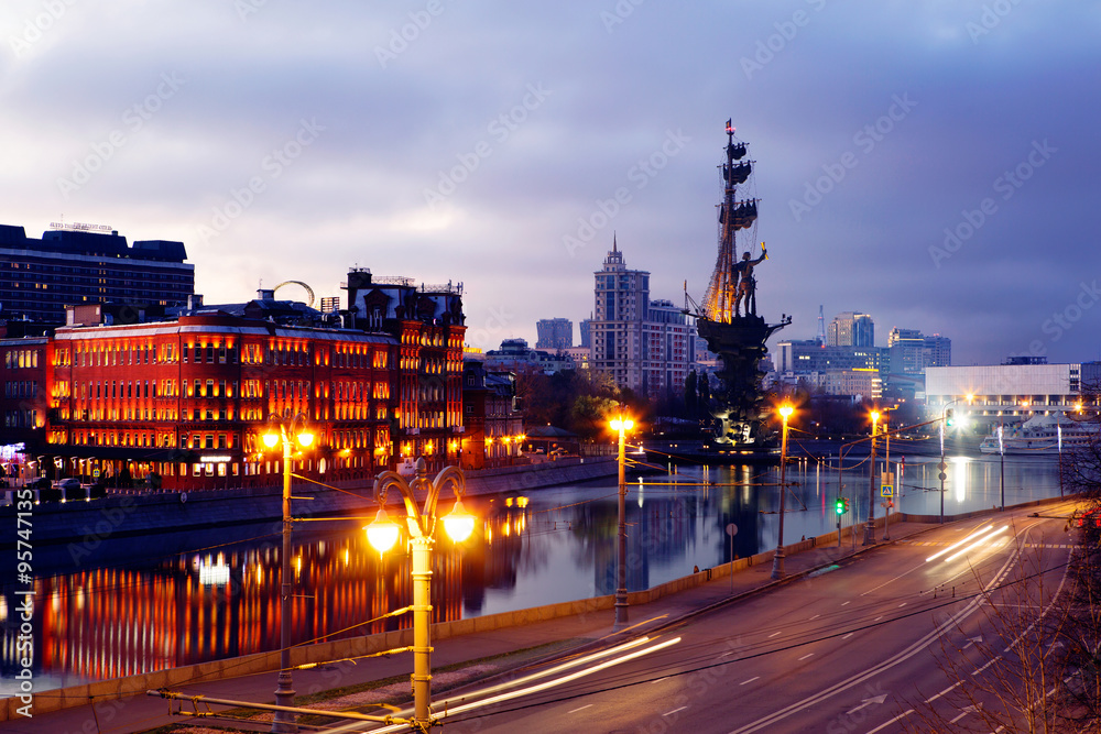 Obraz premium Москва осенним утром