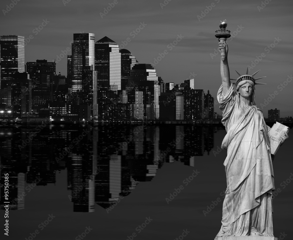 Fototapeta premium new york cityscape skyline at night, nyc, usa