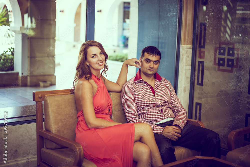 Obraz premium posing enamored couple