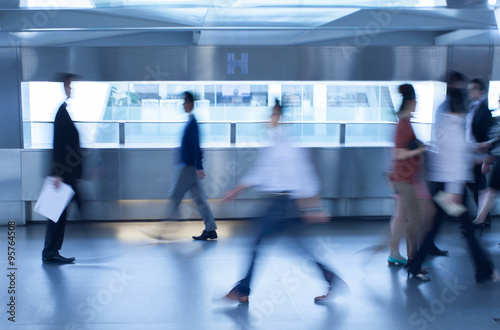 Business people commuting (abstract blurred motion) 