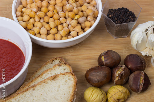 Wallpaper Mural Ceci e castagne Torontodigital.ca