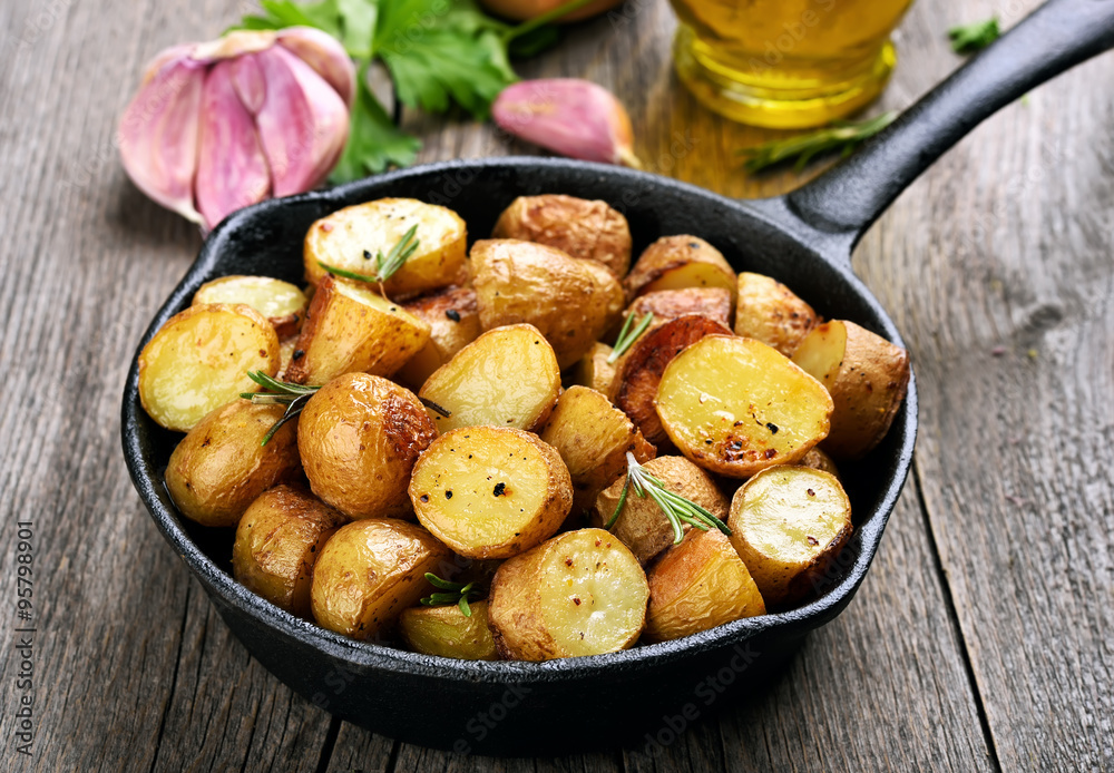 Roasted potato in frying pan