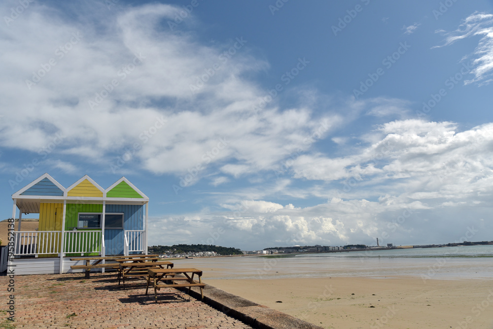 Fototapeta premium Beach huts on Saint Aubins Bay, Jersey