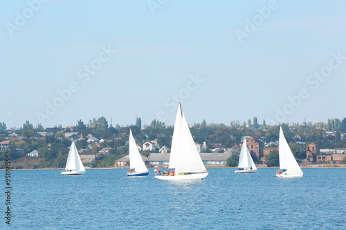 Fototapeta Naklejka Na Ścianę i Meble -  Sailing yachts regatta