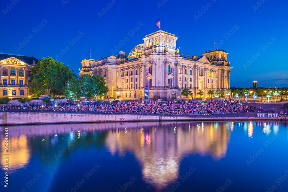 Berlin Reichstag building with Spree river at dusk, Berlin, Germany