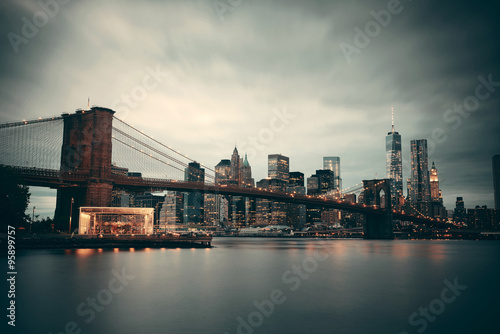 Manhattan Downtown © rabbit75_fot