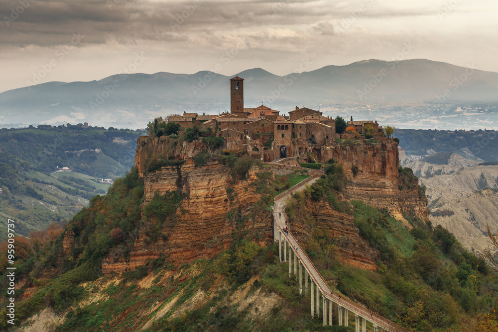 Civita di bagnoregio in HDR