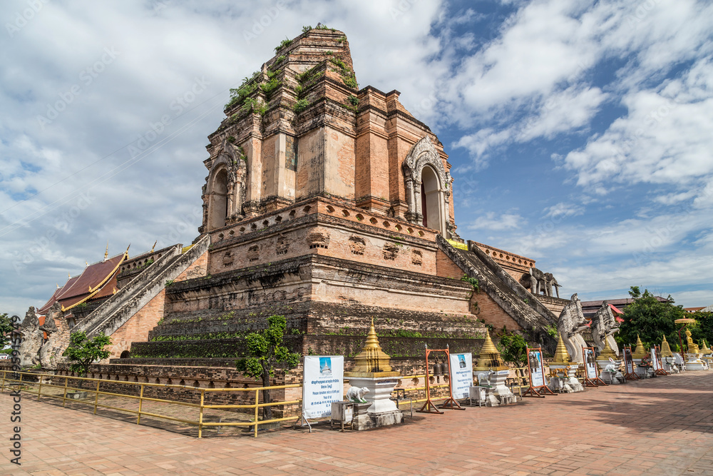 Wat Chedi Luang Worawihan, Chiang Mai,  Thailand