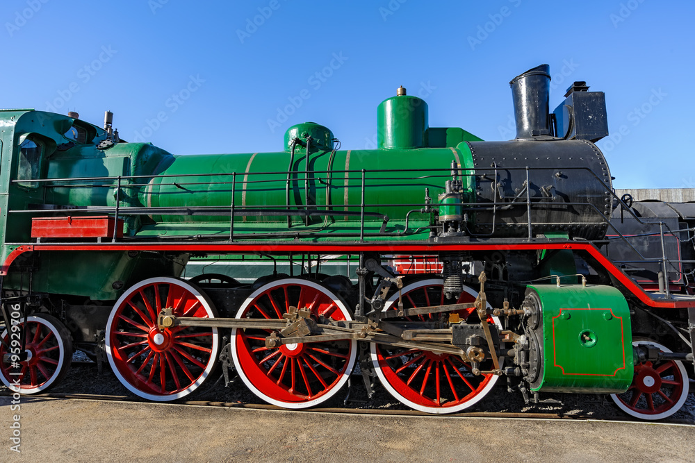 Fototapeta premium Steam locomotive wheels