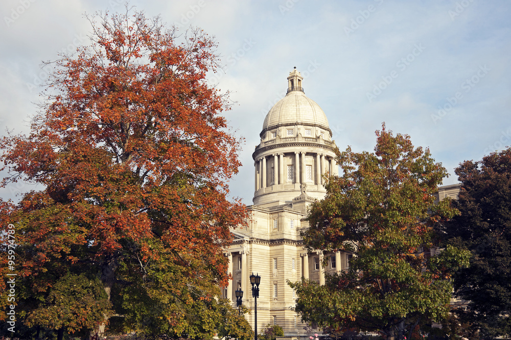 Fototapeta premium Frankfort, Kentucky - State Capitol Building