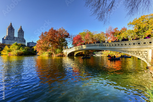 Bow Bridge, Central Park in Autumn photo
