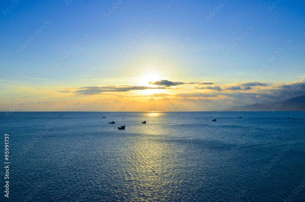 Fototapeta premium sunset on sea