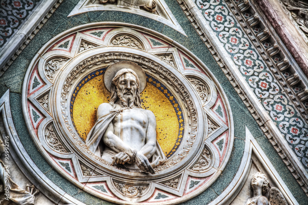 Jesus Christ statue in Santa Maria del Fiore