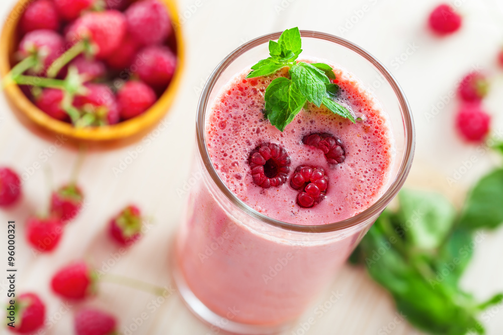 Healthy drink. Smoothie made of raspberry and mint