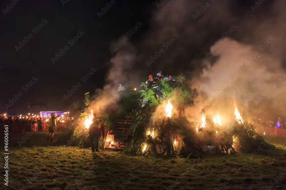 The traditional event - bon Fire