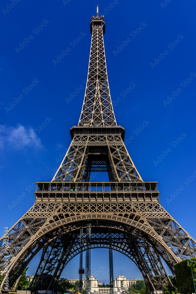 Tour Eiffel (Eiffel Tower) located on Champ de Mars in Paris.