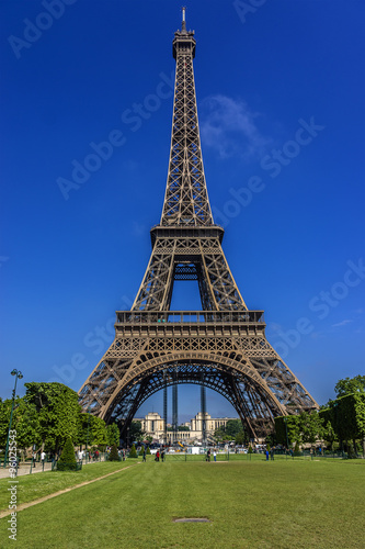 Tour Eiffel (Eiffel Tower) located on Champ de Mars in Paris. © dbrnjhrj