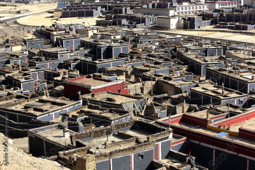 Buildings on the banks of Chong Chu-river. Sakya-Tibet. 1840